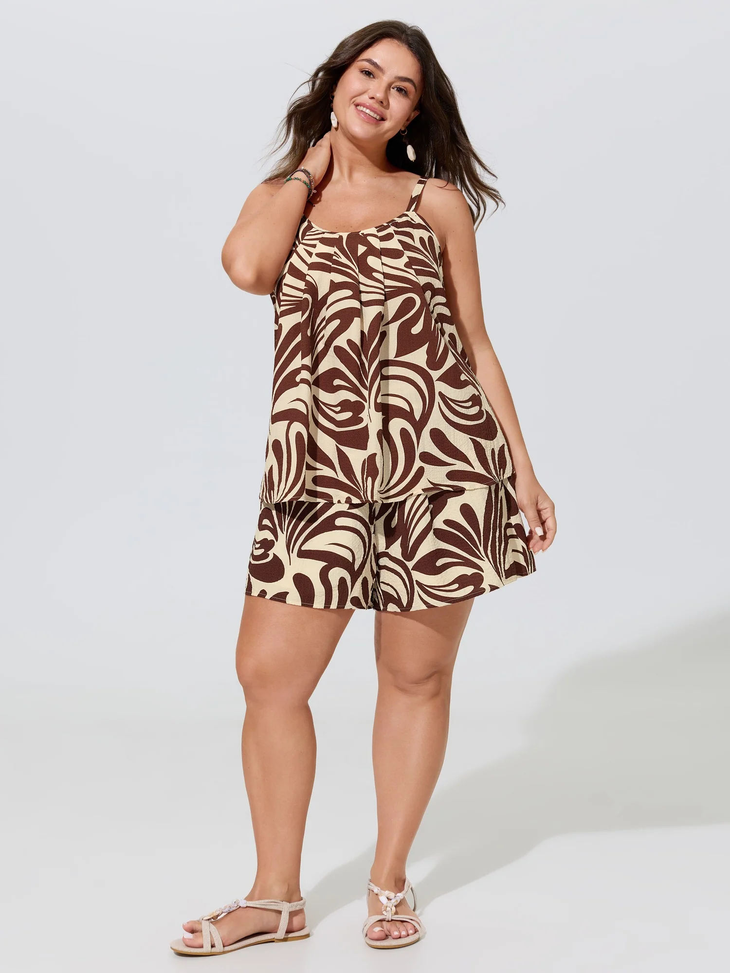 Abstract Print Elastic Waist Shorts - Image 2