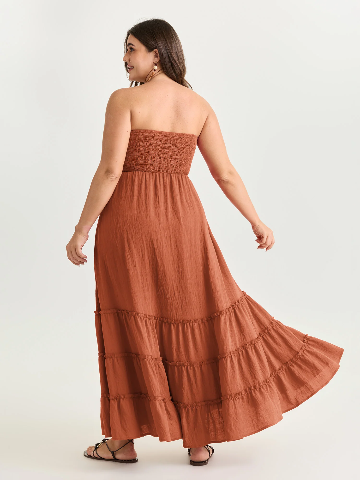 Classic Plain Shirred Bodice Tiered Maxi Dress - Image 11
