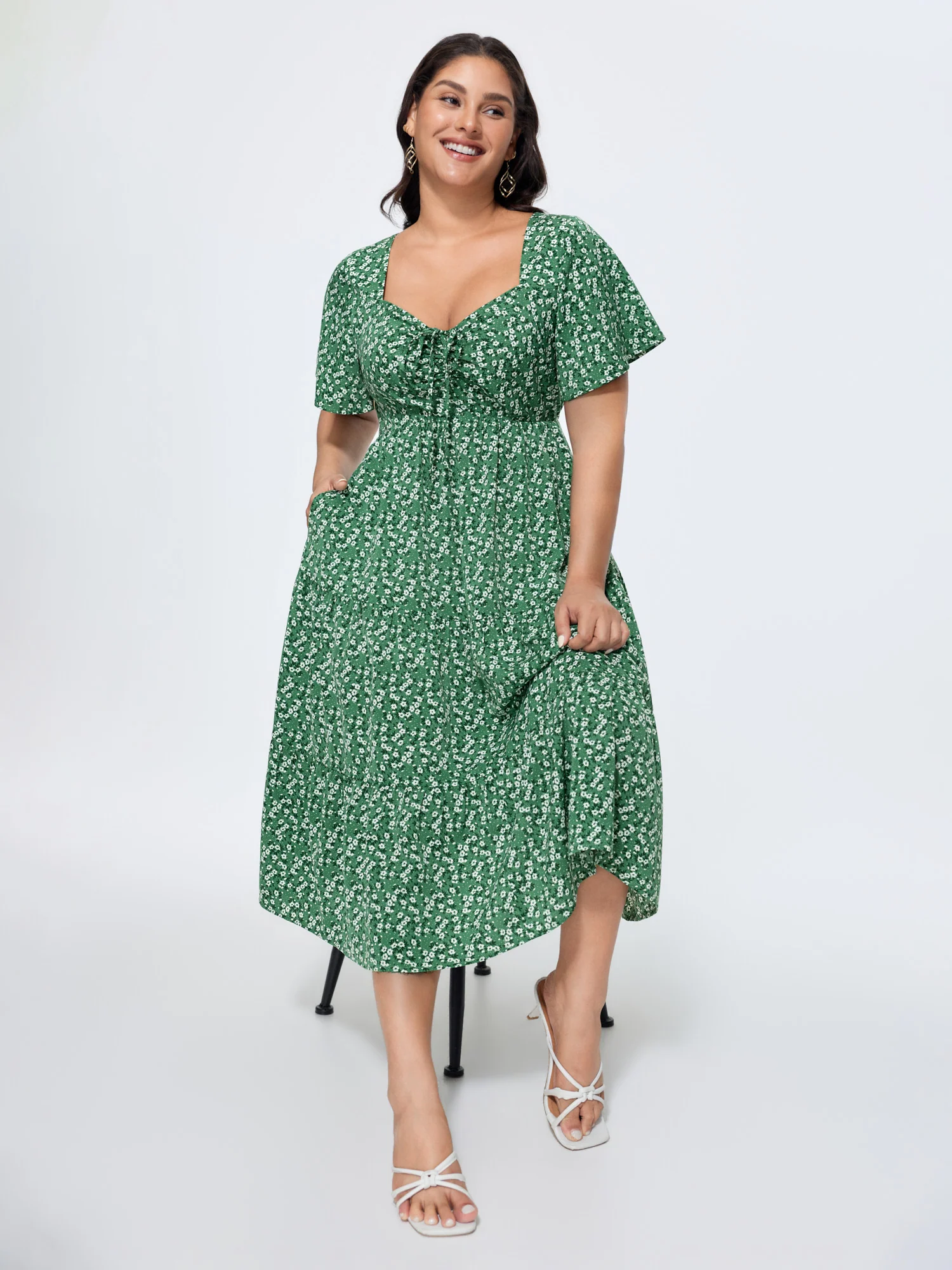 Ditsy Floral Sweetheart Drawstring Pocket Tiered Dress - Image 23