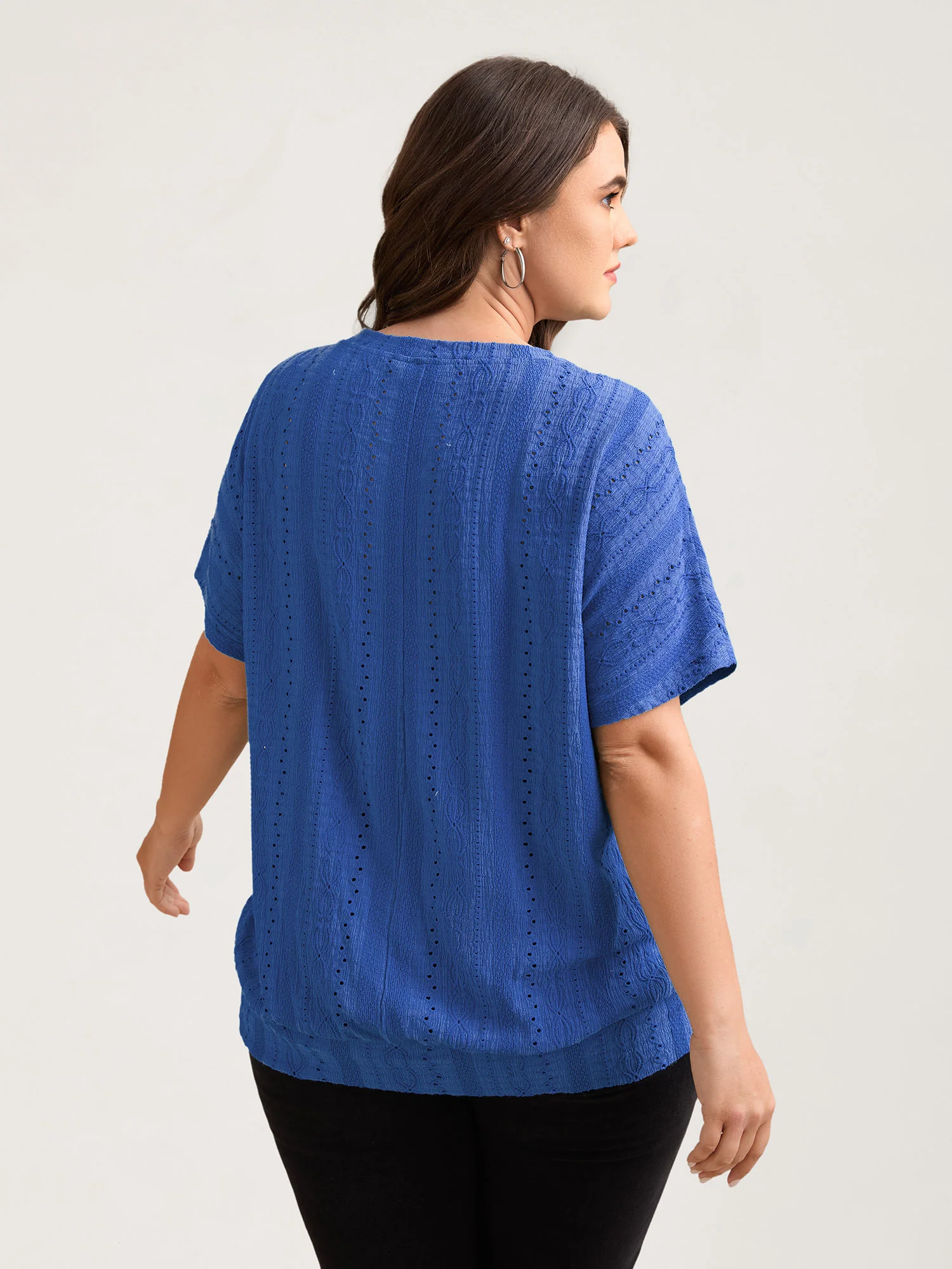 Eyelet Trim Stretchy Textured Plain Top - Image 2