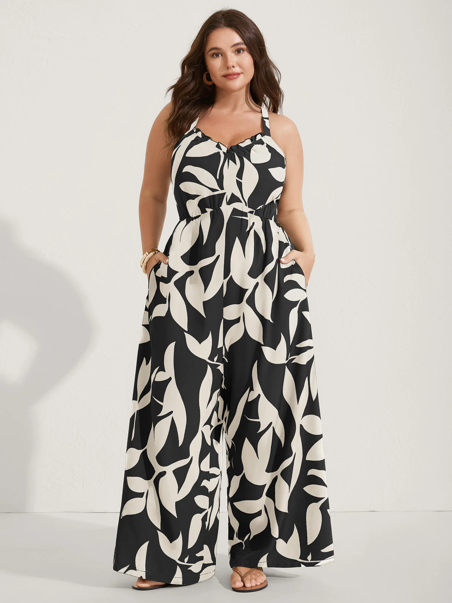 Silhouette Floral Print Sweetheart Jumpsuit - Image 19