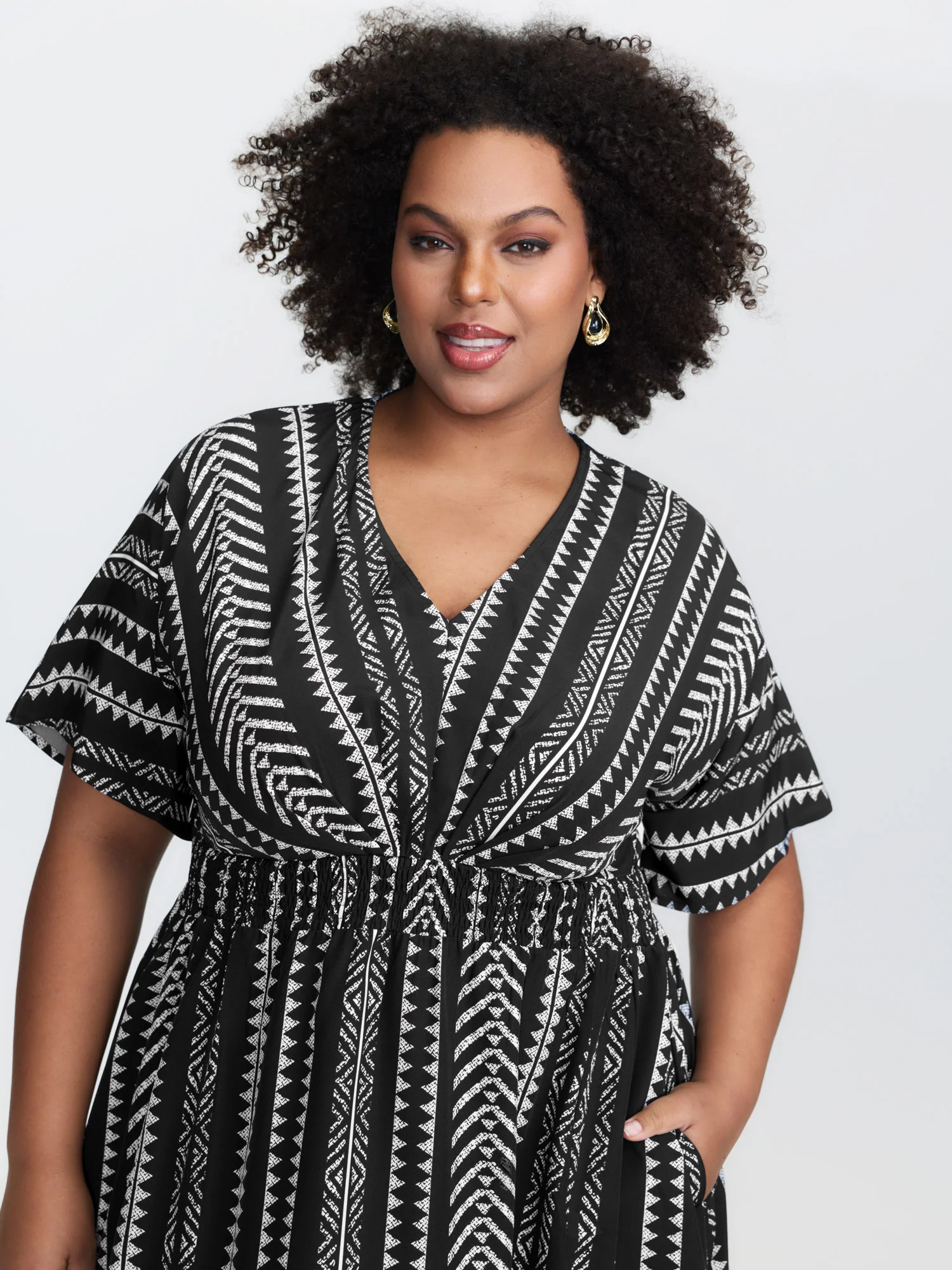 Solid Geometric Dolman Sleeve Pocket Shirred Split Hem Dress - Image 13