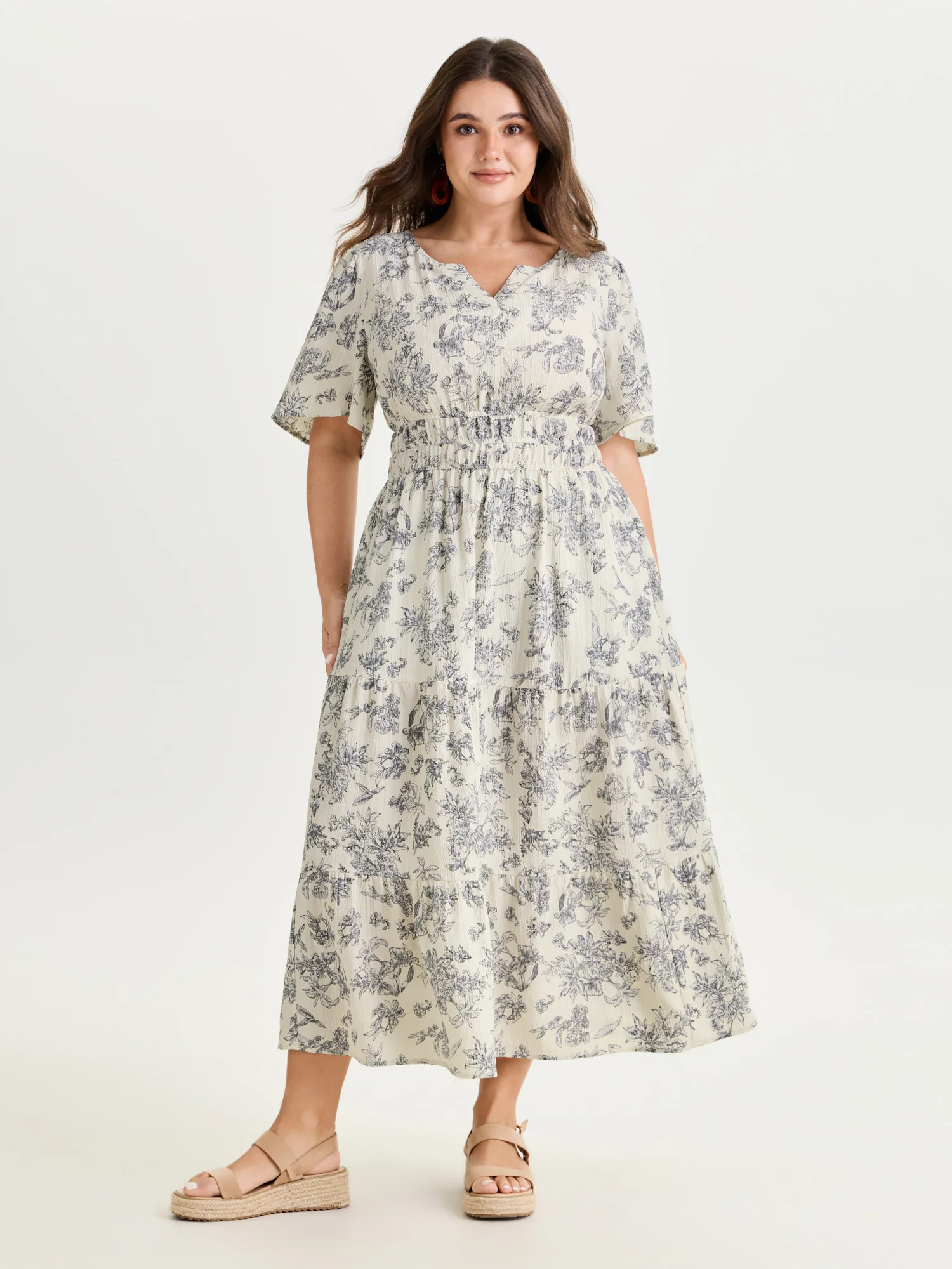 Textured Shirred Cinched Waist Maxi Dress - Image 8
